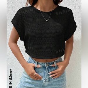 Black knit crop top